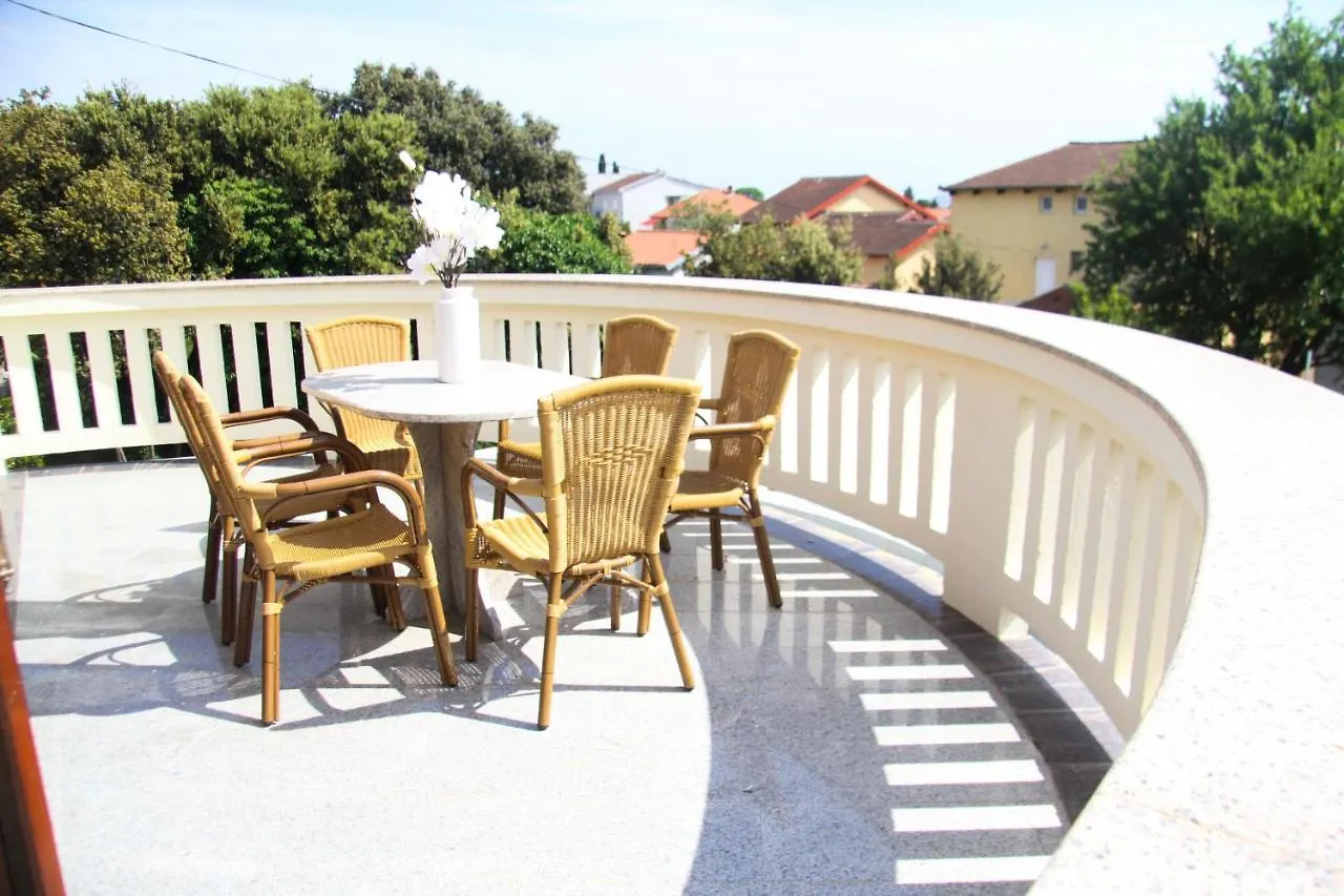 Vila Lusi House Sveti Filip i Jakov