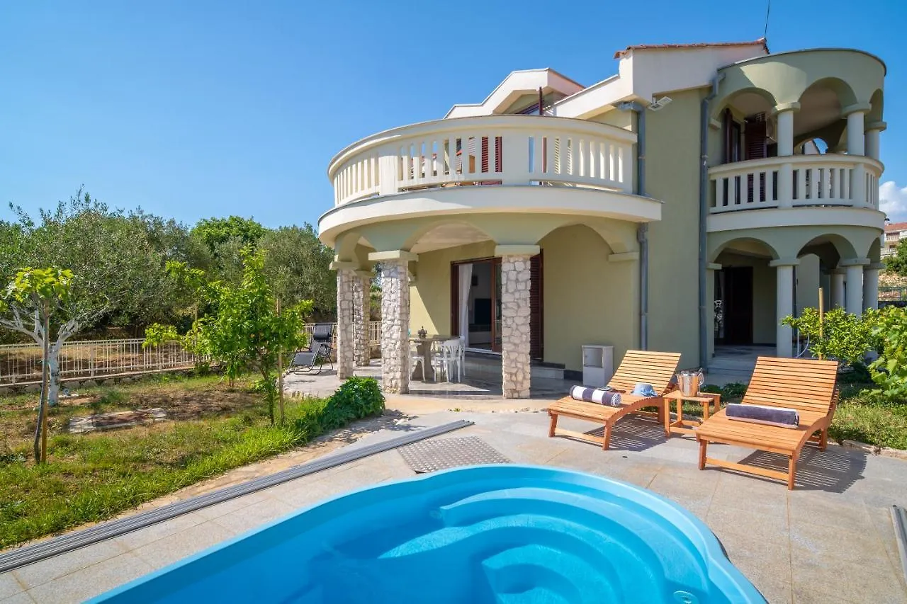 Vila Lusi House Sveti Filip i Jakov