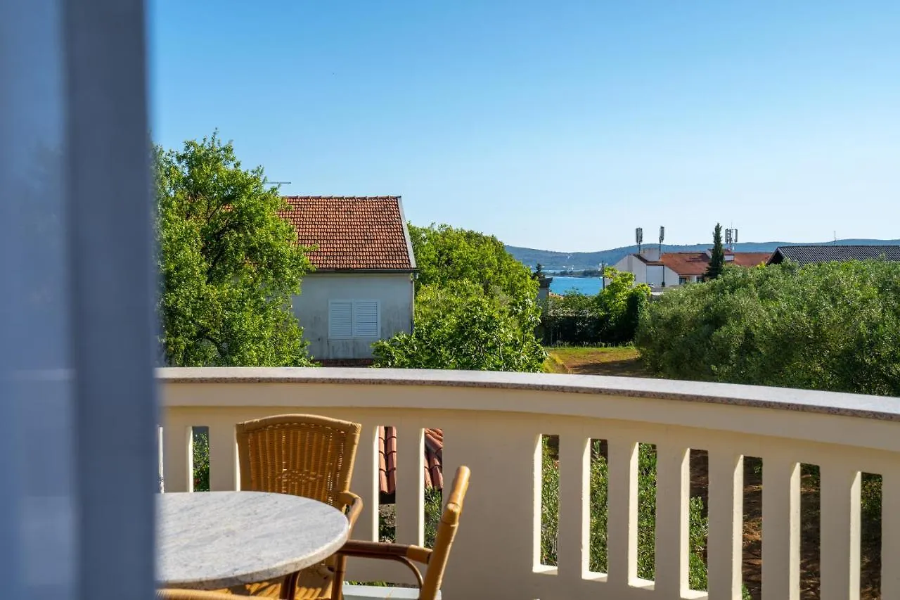 Vila Lusi House Sveti Filip i Jakov